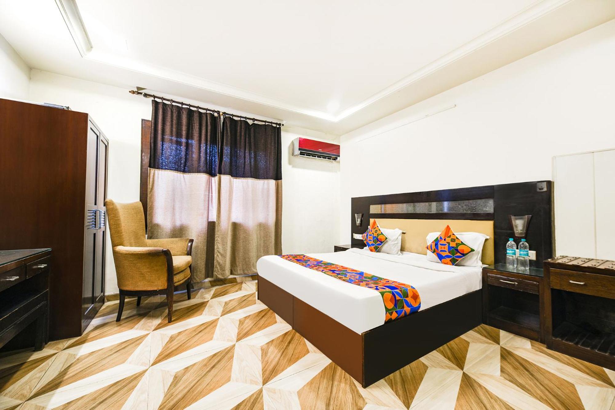 Fabhotel Grand Boutique New Delhi Exteriör bild
