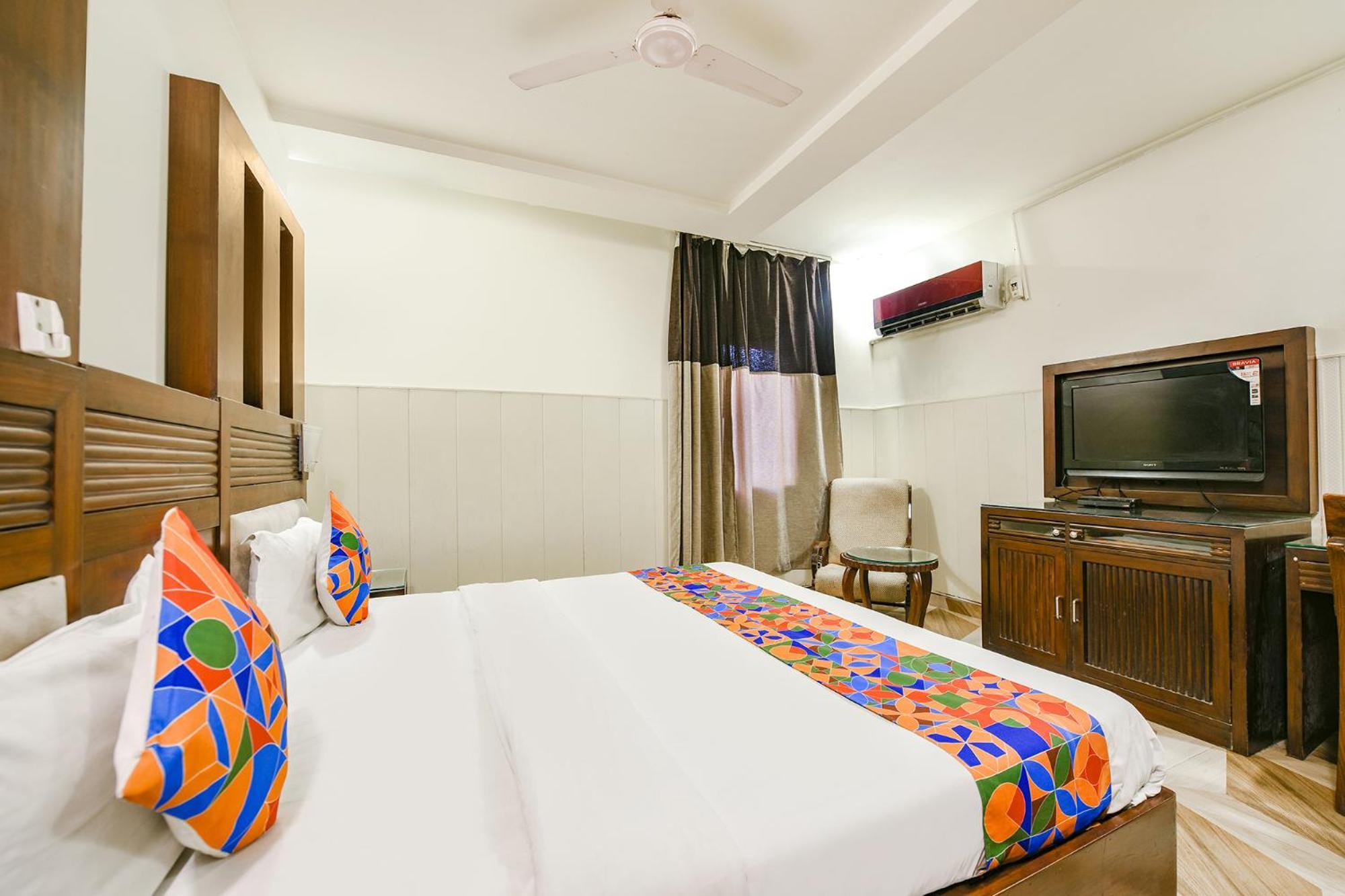 Fabhotel Grand Boutique New Delhi Exteriör bild