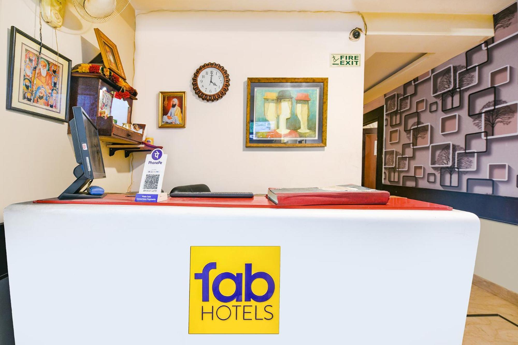 Fabhotel Grand Boutique New Delhi Exteriör bild