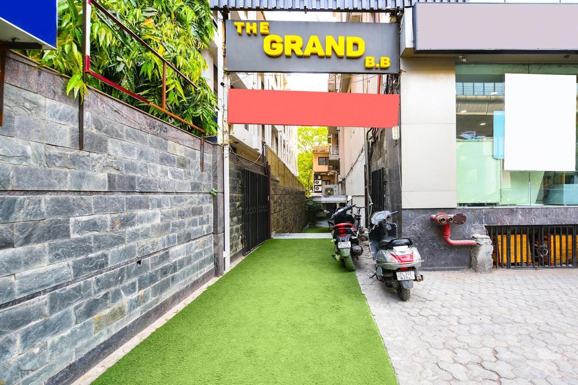 Fabhotel Grand Boutique New Delhi Exteriör bild